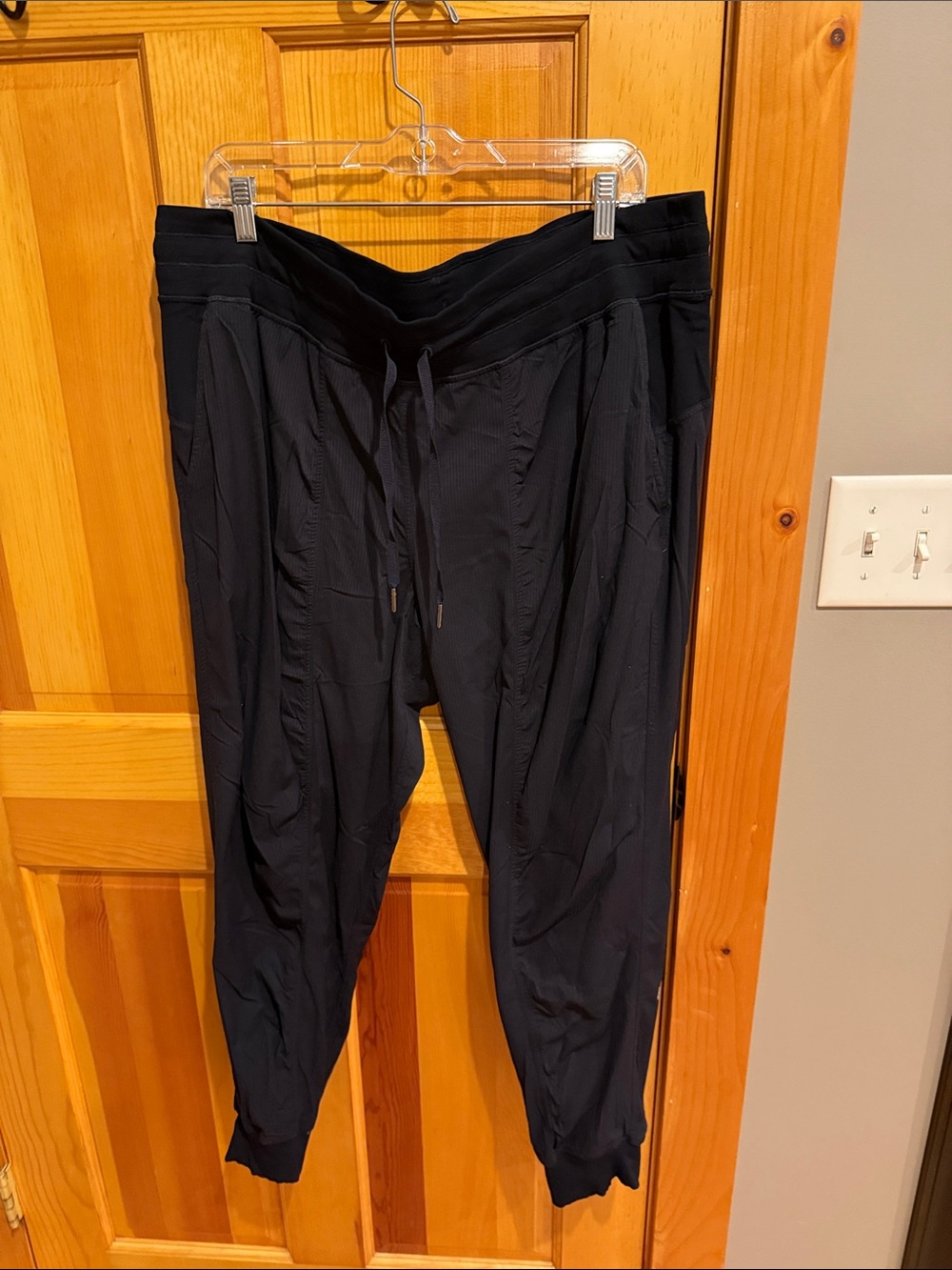Lululemon Dance Studio Joggers size 18